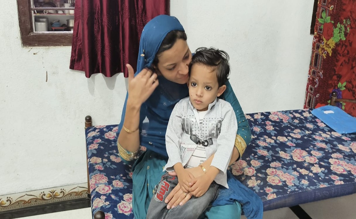 Rare Disease: गंभीर बीमारी से पीड़ित बड़वानी के मासूम को मदद की दरकार; हर माह विदेश से आती है लाखों रुपये की दवा