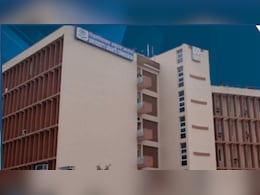 कहीं आपकी यूनिवर्सिटी भी तो नहीं है फर्जी? UGC ने जारी की लिस्ट, दिल्ली का ये कॉलेज भी शामिल