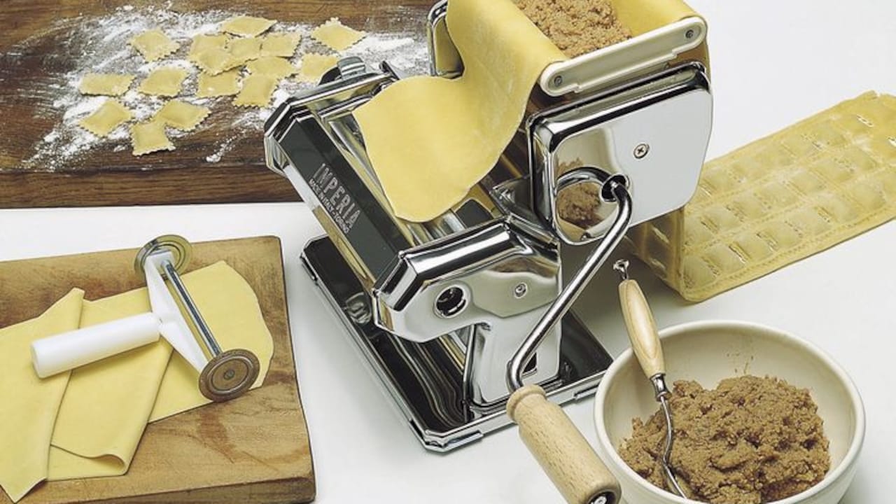 Pasta Roller Thickness Settings: Here Is The Key to Non-Chewy Homemade Pasta.