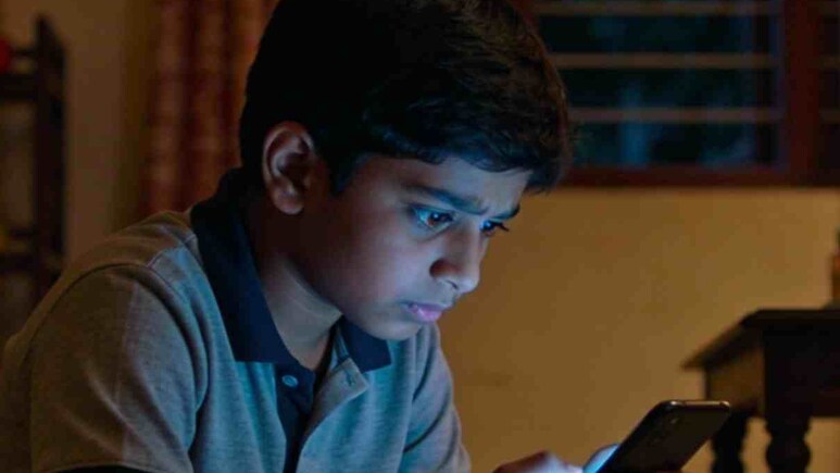 केंद्र बच्चों द्वारा इंटरनेट का उपयोग किए जाने को नियंत्रित करने के लिए कानून बनाए : अदालत