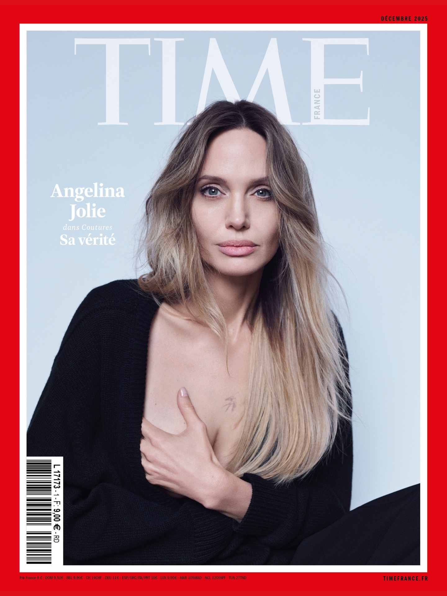 Angelina Jolie Bares Her Breast Cancer Scars On Time Magazine France Cover