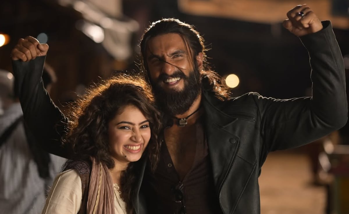 धुरंधर की 20 साल की एक्ट्रेस का सचिन तेंदुलकर से क्या है कनेक्शन, लोग कर रहे ऐसे कमेंट