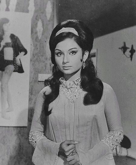 68 साल से एक्टिंग की दुनिया में हैं शर्मिला टैगोर, राजेश खन्ना-शशि कपूर के साथ दी हिट फिल्म, जानते हैं नेटवर्थ