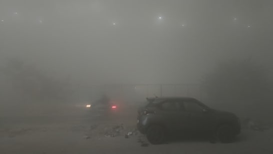 Fog Alert: अगले 5 दिन भयंकर कोहरा... दिल्ली, यूपी से पंजाब तक सफेद चादर, बर्फीली हवाओं से भी बिगड़ेगा मौसम