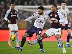 Ruben Amorim Fears Manchester United Captain Bruno Fernandes Will Be Out A While