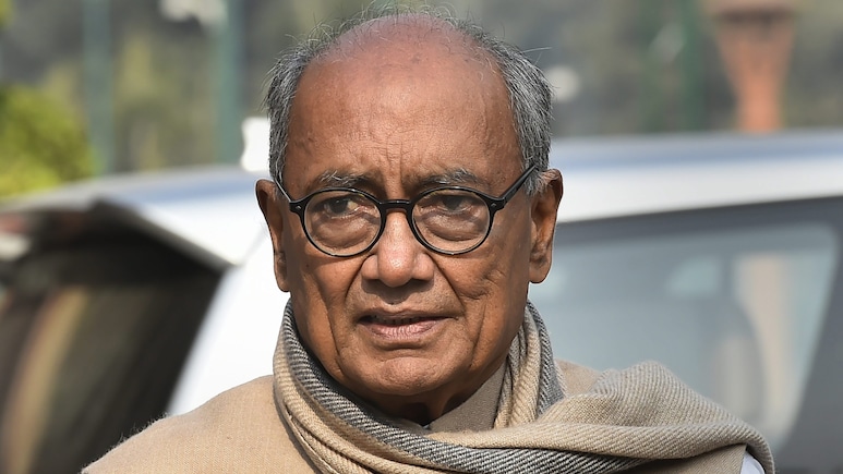 दिग्विजय सिंह की पोस्ट से कांग्रेस में उबाल, BJP ने ओबामा की किताब से राहुल गांधी पर साधा न&zwj;िशाना