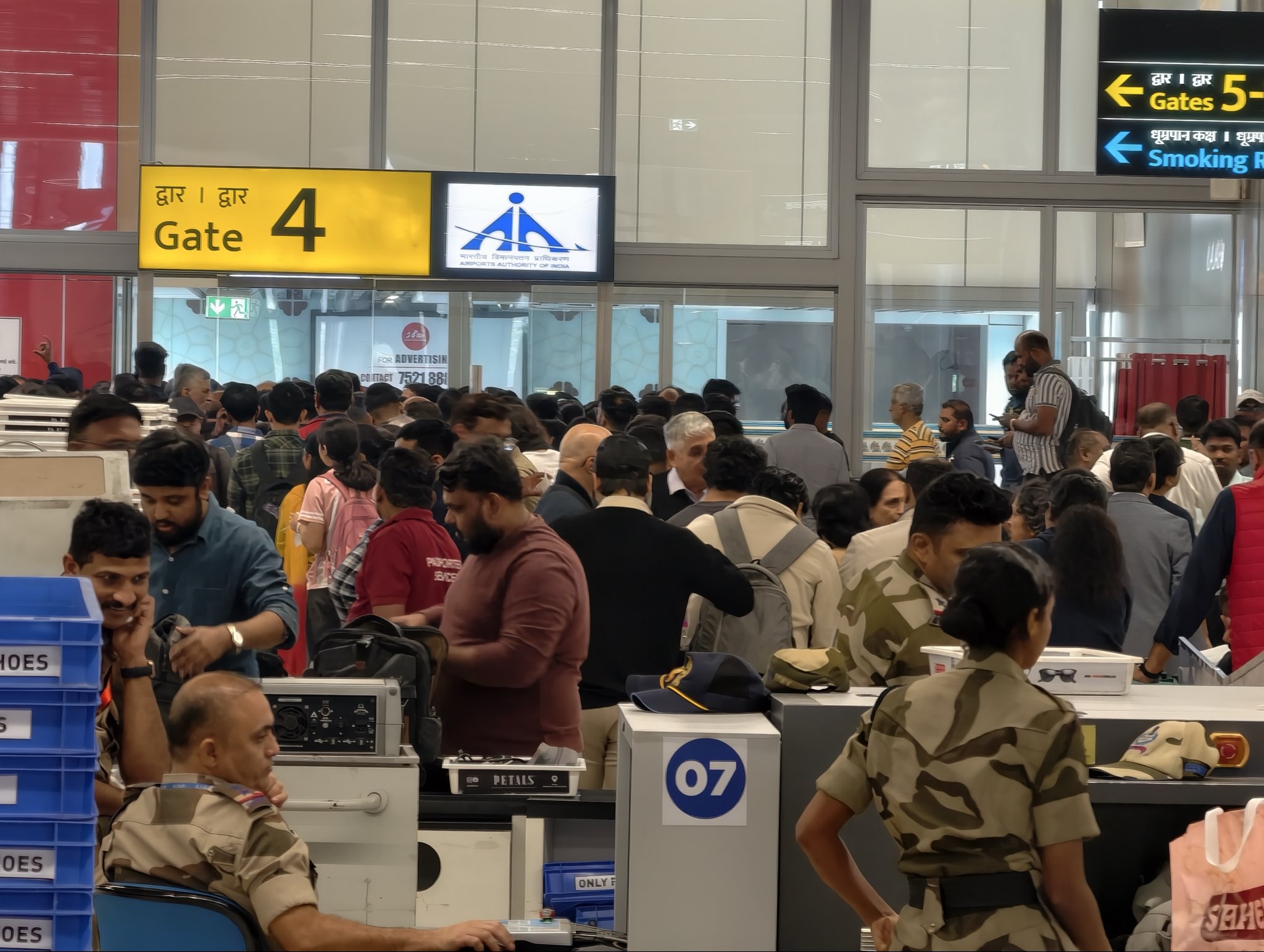 हवाई अड्डों पर हाहाकार! क्या 400 फ्लाइट कैंसल होने की वजह  FDTL नहीं, पायलट एसोसिएशन ने बताई वजह