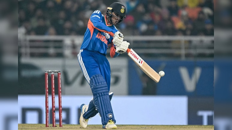 IND Vs SA 2nd T20I: अभिषेक शर्मा का T20I में तहलका, विराट कोहली का महारिकॉर्ड तोड़ विश्व क्रिकेट में रचा इतिहास