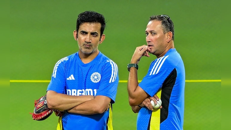 Year Ender 2025: RO-KO के साथ अड़ियल रवैये से लेकर गिल को ड्रॉप करने तक...कोच गौतम गंभीर ने इन फैसलों ने चौंकाया