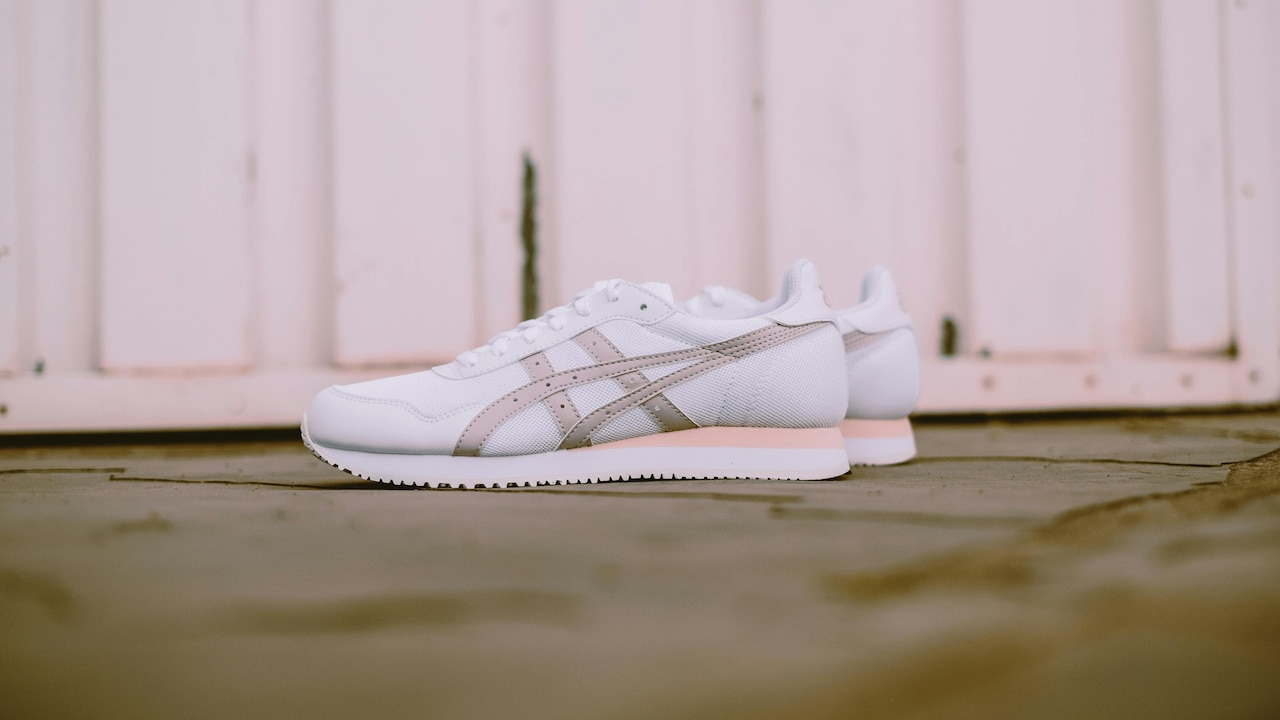 Buying Sneakers for Daily Wear? This Is How To Pick The Most Comfortable Pair.