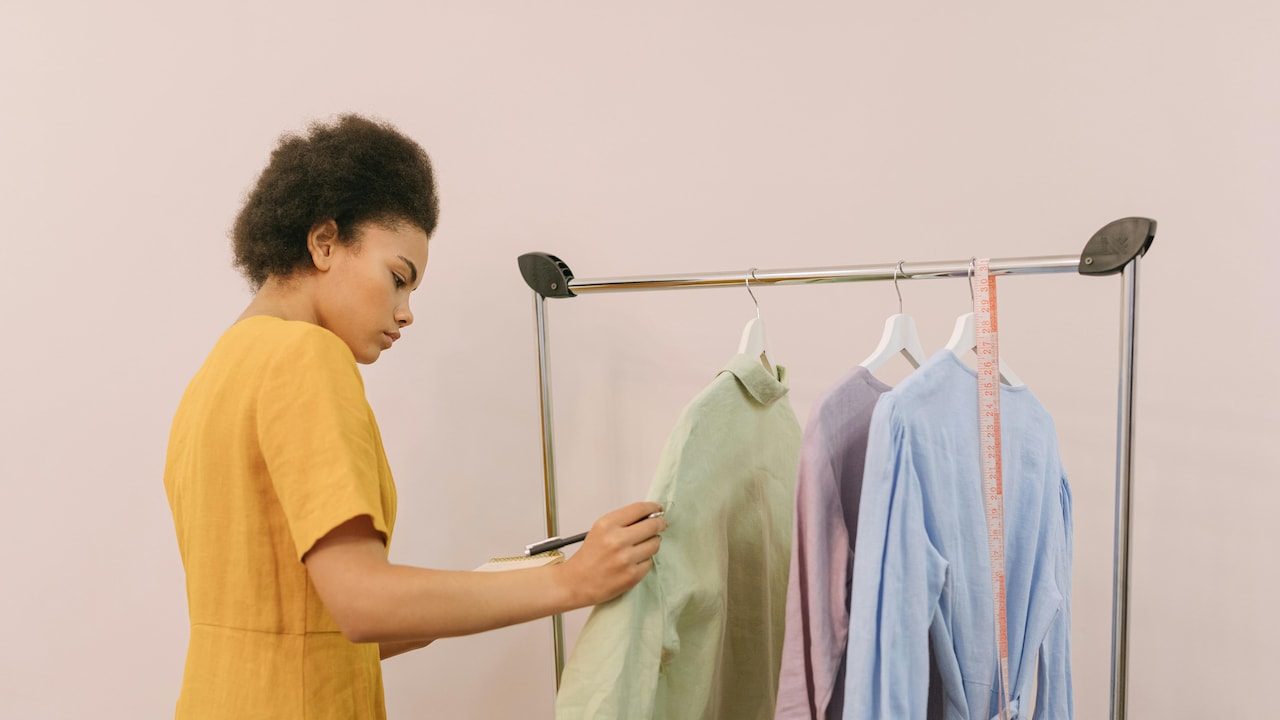 Top 8 Dresses That Look Good Without Shapewear