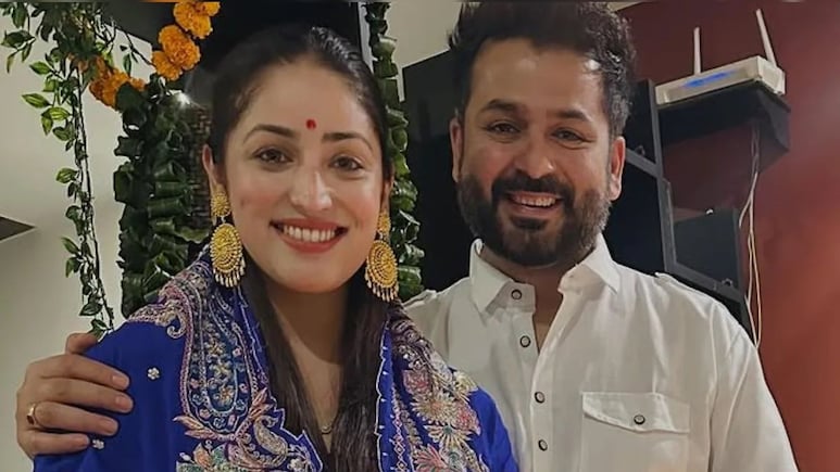 एक कुर्सी की कीमत यामी गौतम से पूछो दोस्तों, जिसकी वजह से धुरंधर डायरेक्टर बने उनके जीवनसाथी