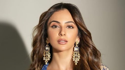 Rakul Preet Singh Slams 'Doctor' Over Plastic Surgery Claims: "Fraud Alert"