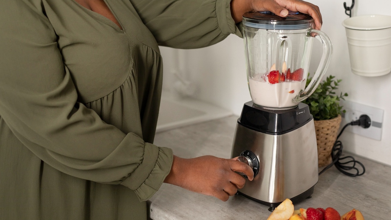 Flipkart Buy Buy Sale: Best 750W Mixer Grinders to Upgrade Your Kitchen Flipkart Buy Buy Sale: Best 750W Mixer Grinders to Upgrade Your Kitchen