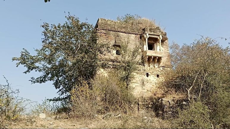 रकमगढ़ किला जहां तात्या टोपे छिपे थे 45 दिन, अब वहां भूतों और काले बड़े सांप के होने की होती है चर्चा