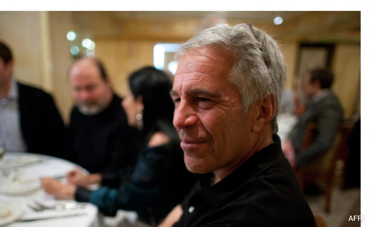 AI, Manipulated Images Falsely Link Some US Politicians With Epstein