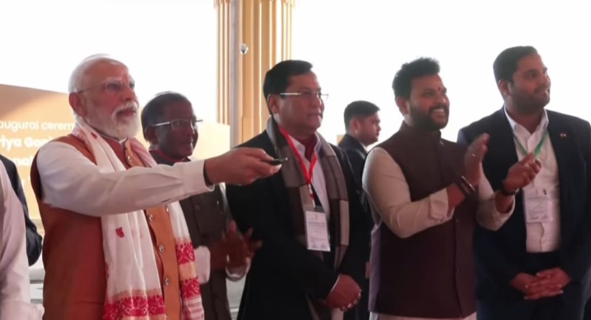 PM मोदी ने किया गुवाहाटी एयरपोर्ट के नए टर्मिनल भवन का उद्घाटन, जानें अंदर है कितना भव्य