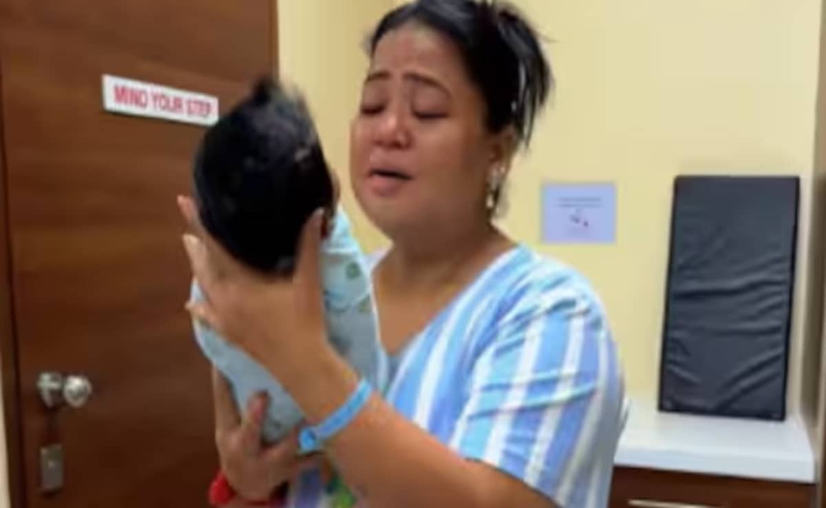 भारती सिंह की गोद में आया काजू, बेटे को देख इमोश्नल हुईं भारती, आंखों से झर-झर बहने लगे आंसू