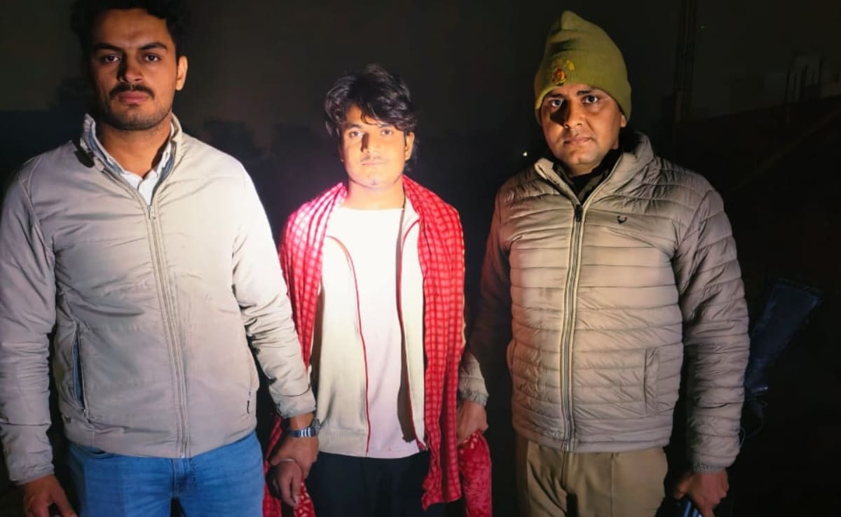 मुठभेड़ के बाद घटनास्थल से गिरफ्तार एक बदमाश.