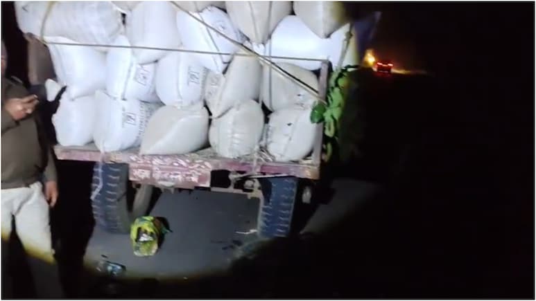 Maihar Road Accident: खड़ी ट्रैक्टर ट्रॉली से भिड़ी बाइक, तीन युवकों की मौके पर दर्दनाक मौत