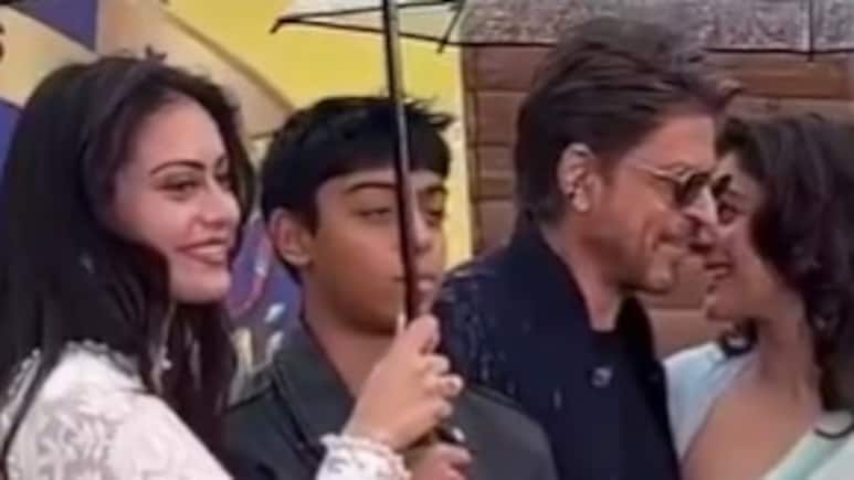 Shah Rukh Khan, Kajol And Her Children Yug And Nysa Pose In London. Fans Say, "Picture Perfect Moment"