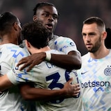 Inter Milan Go Top In Italy As Champions Napoli Stumble