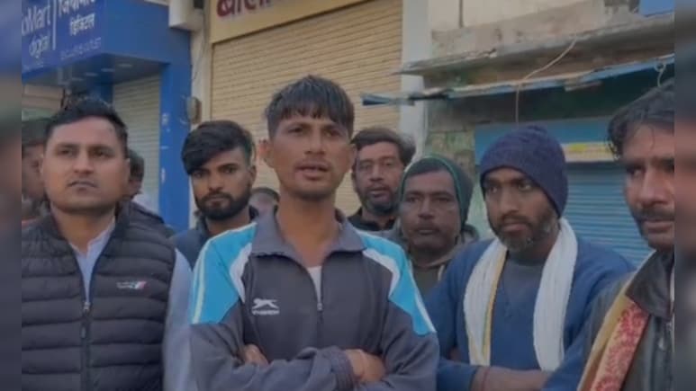 NSUI की रैली जाने के लिए मज़दूरों को 500 रुपये देने का हुआ था वादा, पैसे नहीं मिलने पर मज़दूरों का प्रदर्शन&nbsp;