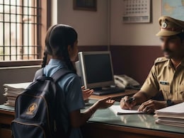 Beed News : भीतीमुळे शिक्षण थांबले! सहावीतील पीडितेने पोलीस अधीक्षक कार्यालयात फोडली वाचा; बीडची सुन्न घटना