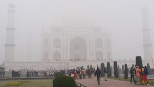 दिल्ली NCR से क्यों गायब हुआ कोहरा! बारिश और बर्फबारी से पलटेगा मौसम, जानें एक हफ्ते कैसा रहेगा मौसम का हाल