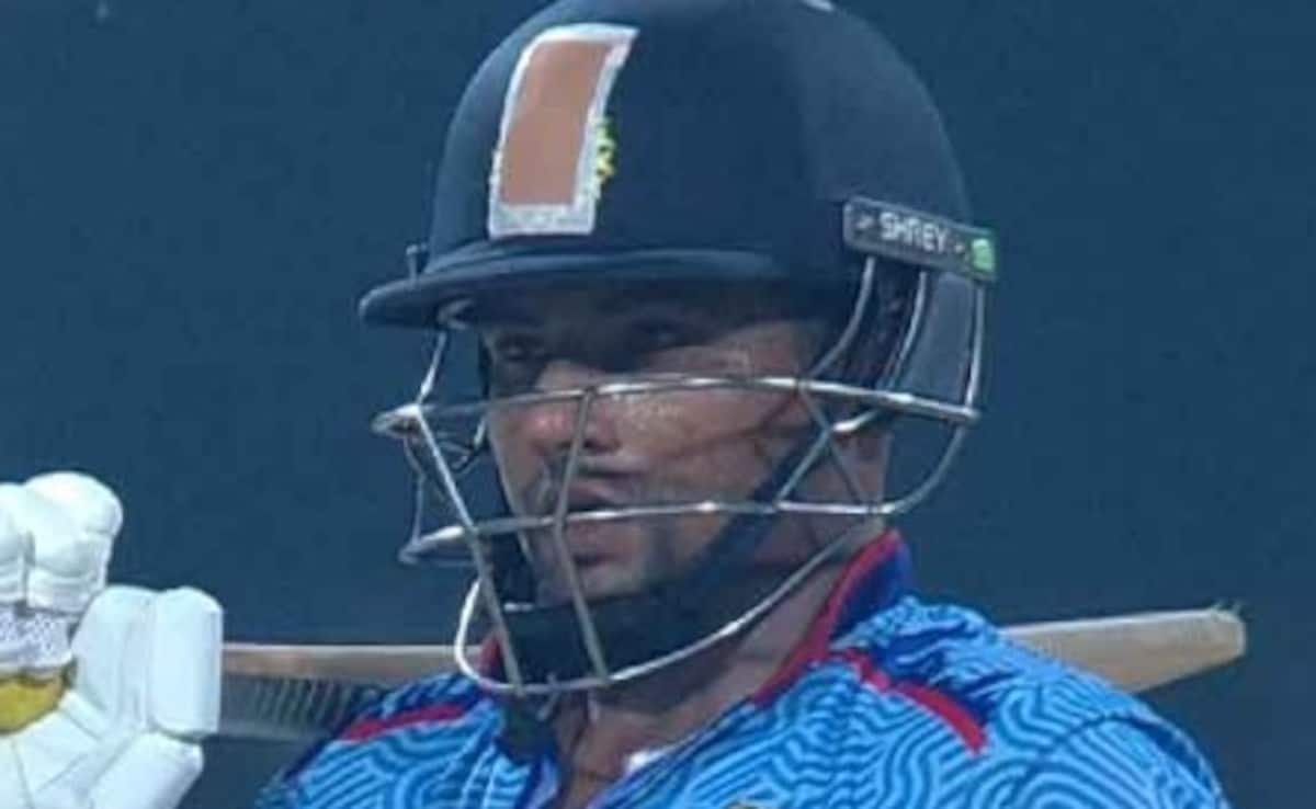 SMAT 2022: सरफराज खान का मिनी ऑक्शन से पहले फ्रेंचाइजी टीमों को तूफानी रिमाइंडर, जड़ा तूफानी शतक, सूर्यकुमार देखते रह गए