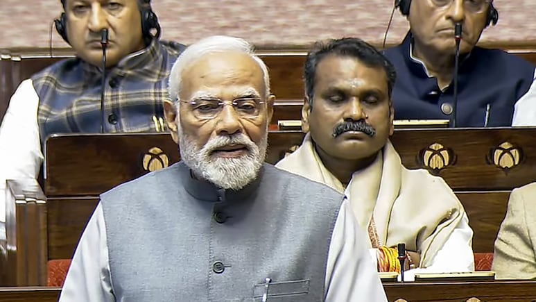 पश्चिम बंगाल से BJP सांसदों से मिले PM मोदी, ममता सरकार को मात देने के दिये मंत्र