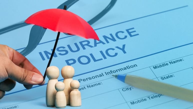 सबसे सस्&zwj;ता इंश्&zwj;योरेंस प्&zwj;लान, प्रीमियम 1 रुपये से भी कम, कवर लाखों रुपये का