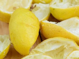 नींबू को फ्रीज में रखते समय ये गलती ना करें, सही तरीका जान गए तो 3-4 हफ्ते रहेंगे ताजा
