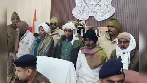 कोर्ट में 'फर्जी' खेल का पर्दाफाश... जौनपुर में हत्या और डकैती के आरोपियों को जमानत दिलाने वाला गिरोह धराया