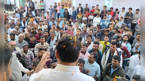 रायथल में पुजारी के साथ पुलिस कस्टडी में कथित प्रताड़ना का मामला, नरेश मीणा ने थाने को सस्पेंड करने की मांग की&nbsp;