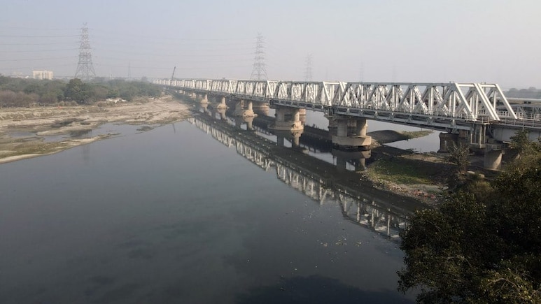 नए लोहे के पुल की तस्&zwj;वीरें आई सामने, जानें कब खुलेगा, दिल्&zwj;ली में अंग्रेजों के बनाए ब्रिज की लेगा जगह