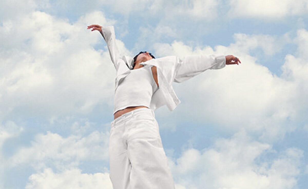 Pantone Names 'Cloud Dancer' 2026 Color of the Year