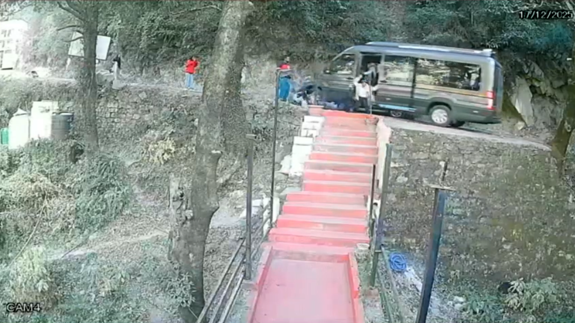 Passengers' Dramatic Escape As Van Rolls Down Slope Near Dalhousie