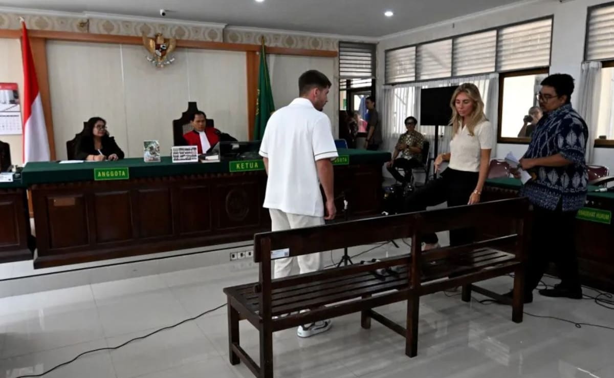 Porn Star Bonnie Blue To Be Deported From Bali After $12 Fine