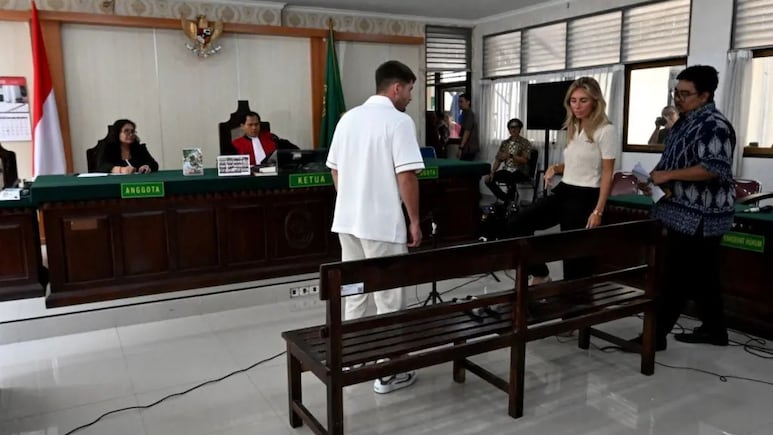 Porn Star Bonnie Blue To Be Deported From Bali After $12 Fine