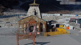 No Snowfall At A Time Kedarnath Usually Sees 5-8 Feet Snow