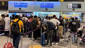 No Luggage, Food, Stay: IndiGo Fliers' Nightmare After 500 Flights Cancelled
