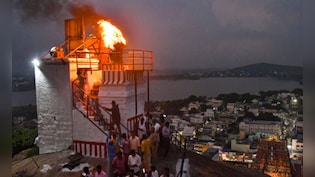 क्यों एक दीप जलाने को लेकर भड़का विवाद,  मंदिर और दरगाह के बीच का मामला कैसे जज के खिलाफ महाभियोग तक पहुंचा