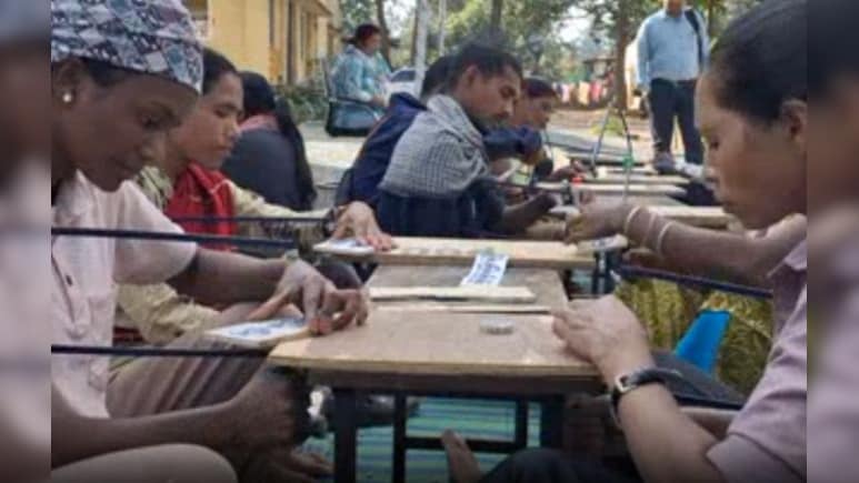 आत्मनिर्भरता की राह पर नक्सली! सीख रहे पुनर्वास के गुर, बीएसएफ कैंप में हो रही ट्रेनिंग