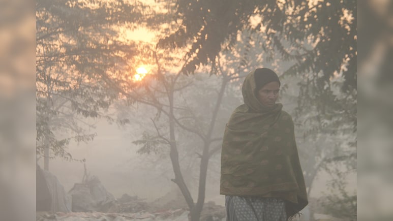 MP में रिकॉर्ड तोड़ पड़ रही सर्दी, रात का पारा 4 डिग्री से भी नीचे, आज भी कोल्ड वेव का रहेगा असर