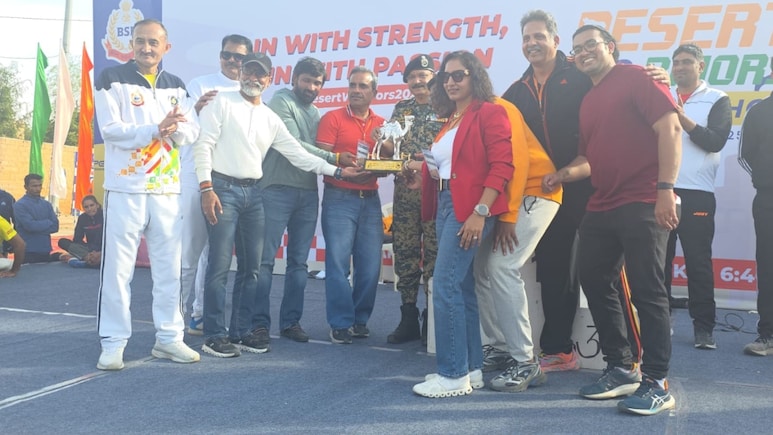 जैसलमेर बॉर्डर पर BSF की मैराथन में 2800 से ज्यादा धावकों ने लिया हिस्सा, 21 किमी तक लगाई दौड़