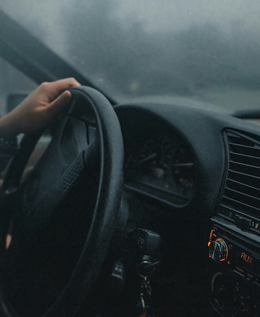 7 Tips To Drive Safely In Fog