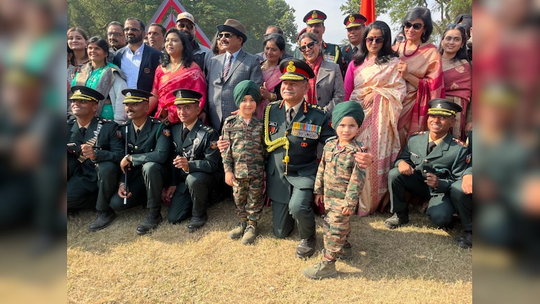 IMA परेड में दिखा 'भविष्य के सैनिकों' का जज्बा, आर्मी चीफ भी नन्हे फौजियों के हो गए फैन