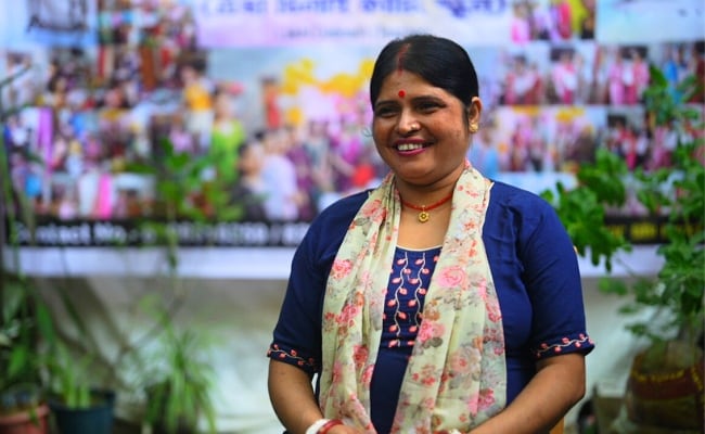 Threads Of Legacy: Lakhi Debnath's Stitches Inspire Daughter's Fashion Dreams Threads Of Legacy: Lakhi Debnath's Stitches Inspire Daughter's Fashion Dreams