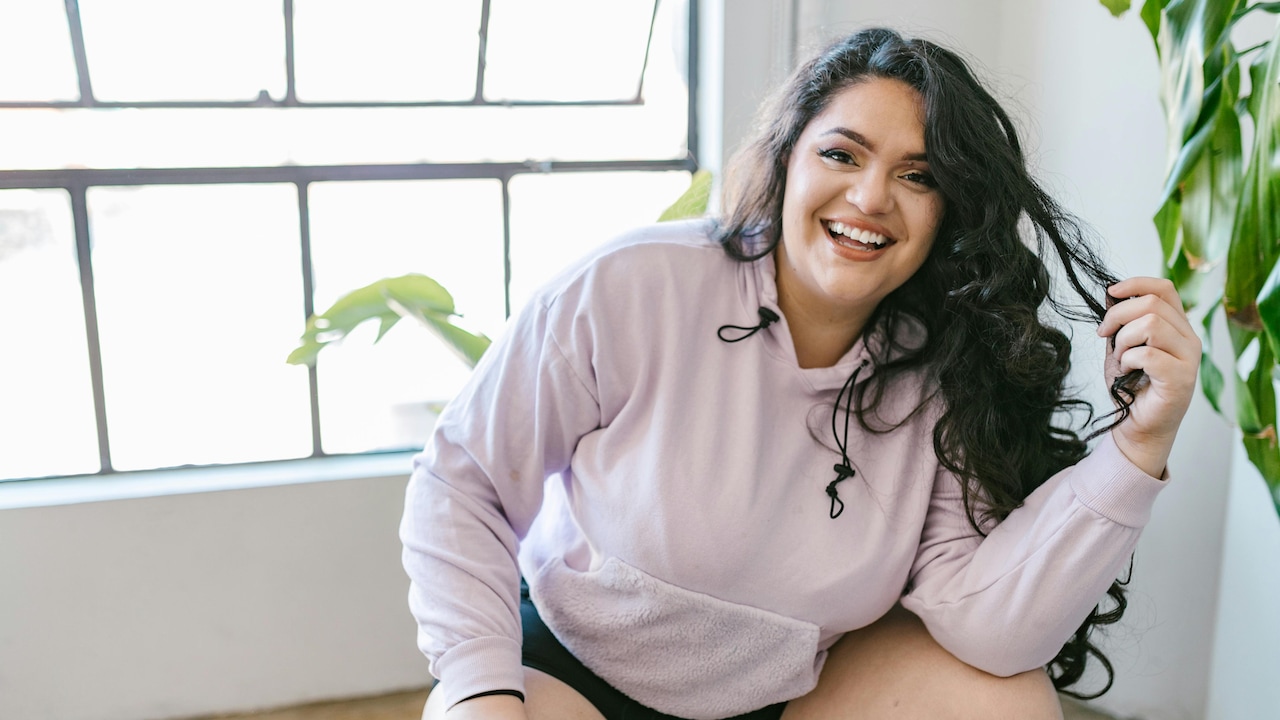 How to Build a Stylish Plus Size Wardrobe Without Overspending